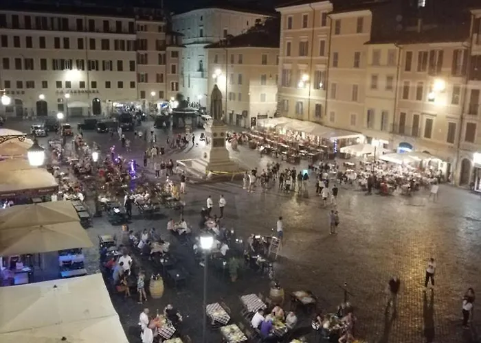Campo De\' Fiori View Apartment