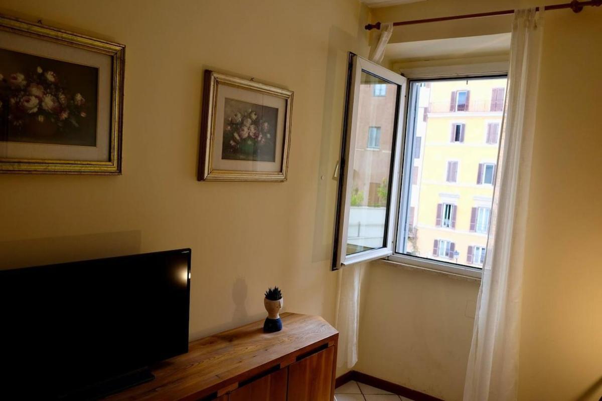 Campo De' Fiori View Apartment Rome